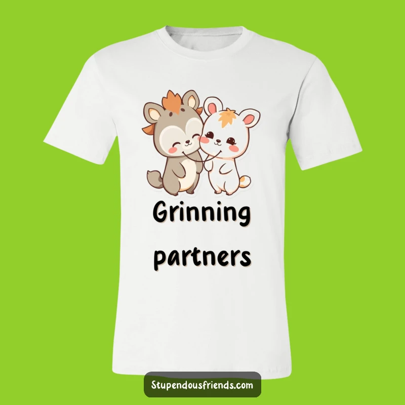 Funny Sharing Smile T-Shirt: Happy Animal Friends, Cheerful & Cute Funny Gift Tee